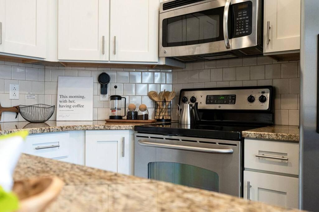 Cashville - Stylish Condo Minutes From Broadway Nashville Exterior photo